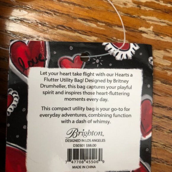 ❤️Brighton Love Hearts A Flutter Utility Crossbody Black Novelty Print Bag NWT - Picture 3 of 6